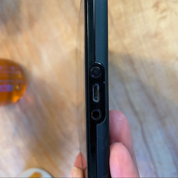 Kindle Fire - 1st Generation - Picture 4 of 9